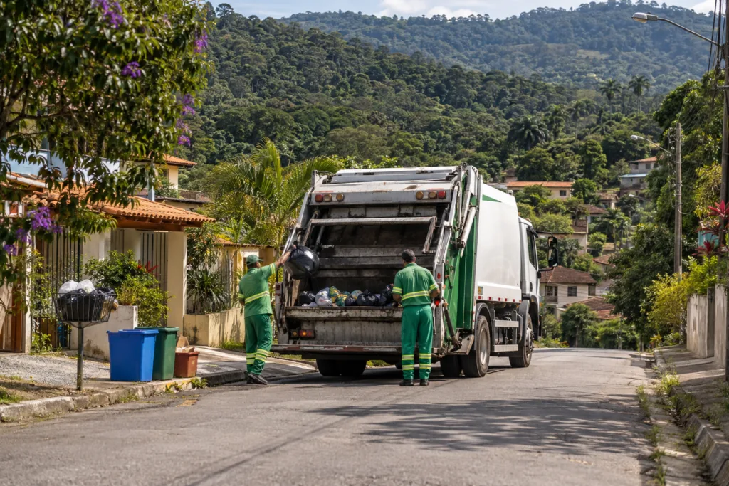 resíduos sólidos em São Lourenço da Serra